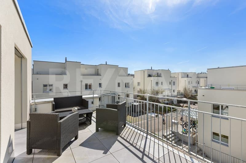 Newly valued 5.5-room semi-detached house in a quiet location (13)
