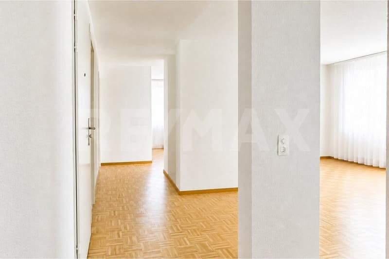 Helle 3.5-Zi.-Eigentumswohnung mit Balkon an ruhiger Wohnlage (5)