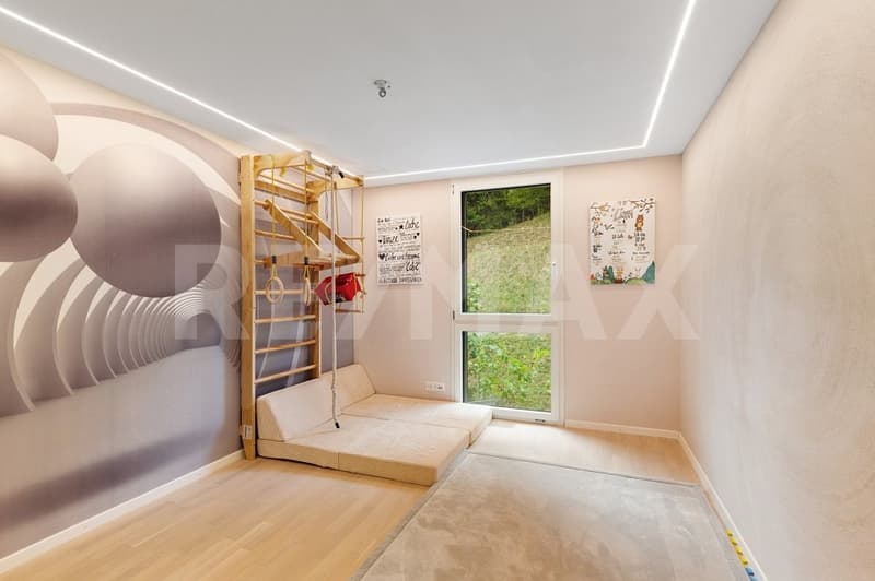 Exklusives 5.5-Zi.-Doppeleinfamilienhaus mit fantastischer Aussicht (6)