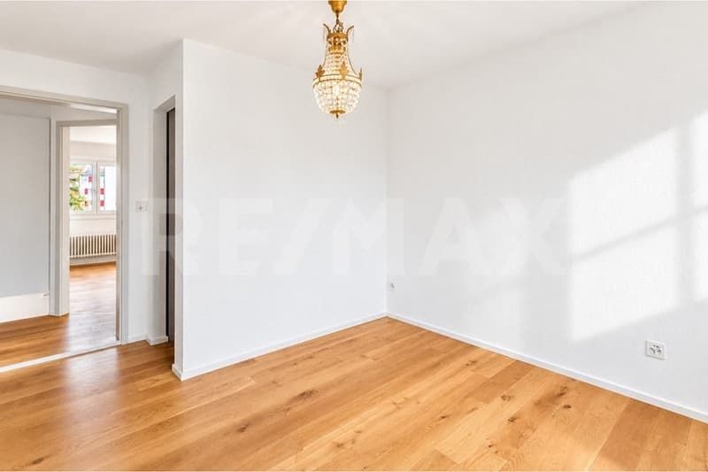 Charmantes 4.5-Zimmer-Reiheneinfamilienhaus an ruhiger Wohnlage (7)