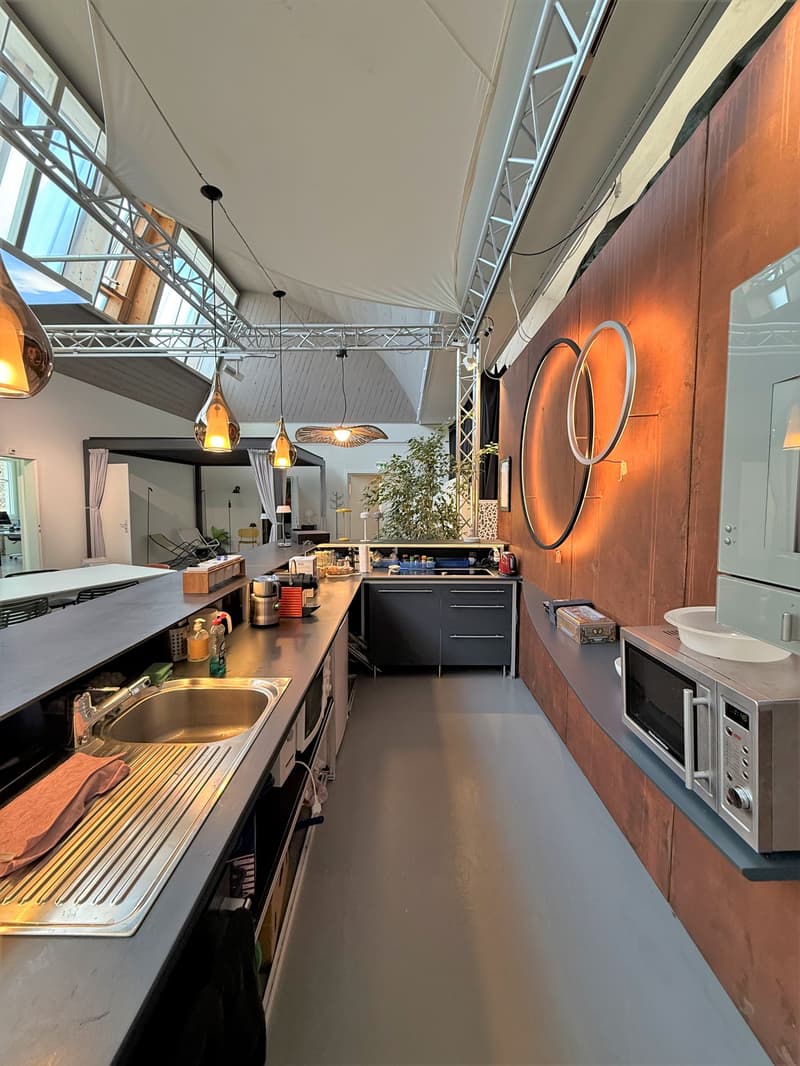 Versatile Retail Space – 427 m² (4)