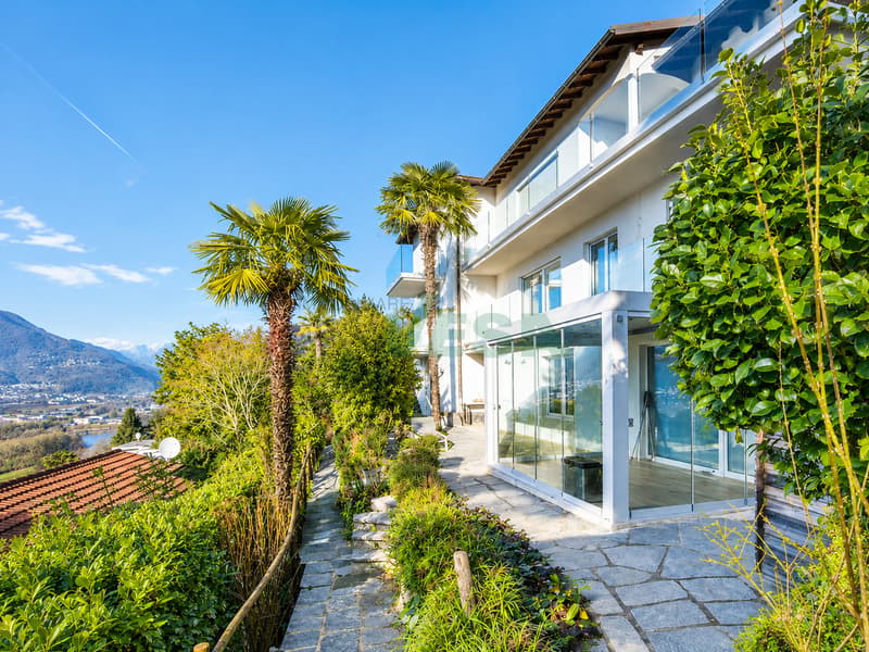 Elegante appartamento monolocale con magnifica vista lago (3)