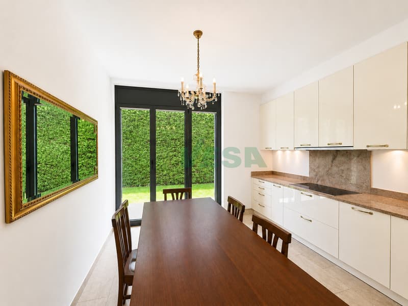 Bel appartamento 6,5 locali con giardino in tranquilla zona collinare (4)