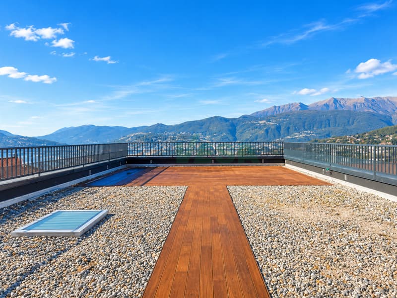 Moderna villa nuova con spettacolare vista panoramica e piscina (7)