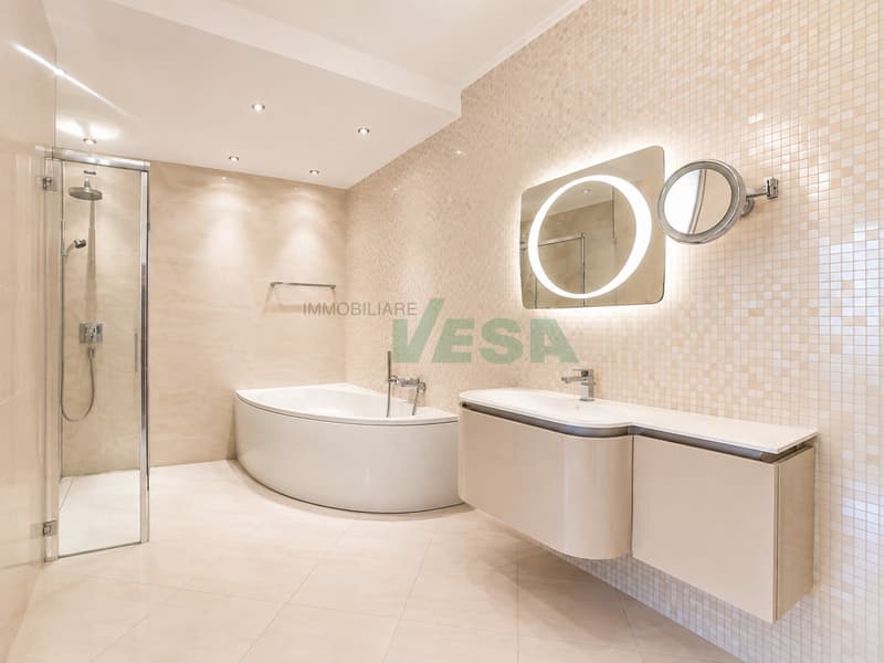 Elegante appartamento duplex di 4,5 locali con magnifica vista (10)