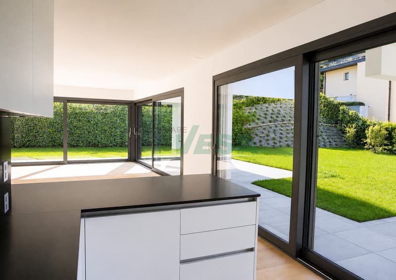 Luminoso appartamento 4,5 locali con terrazza e bel giardino privato (4)