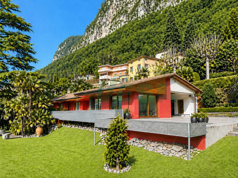 Interessante grande terreno pianeggiante con molto potenziale (2)