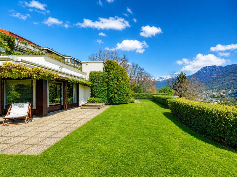 Splendido attico 6,5 locali con fantastica vista lago e bel giardino (5)