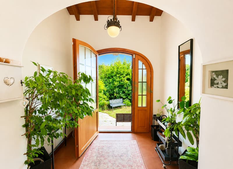 Accogliente casa unifamiliare su un unico piano con ampio giardino (10)