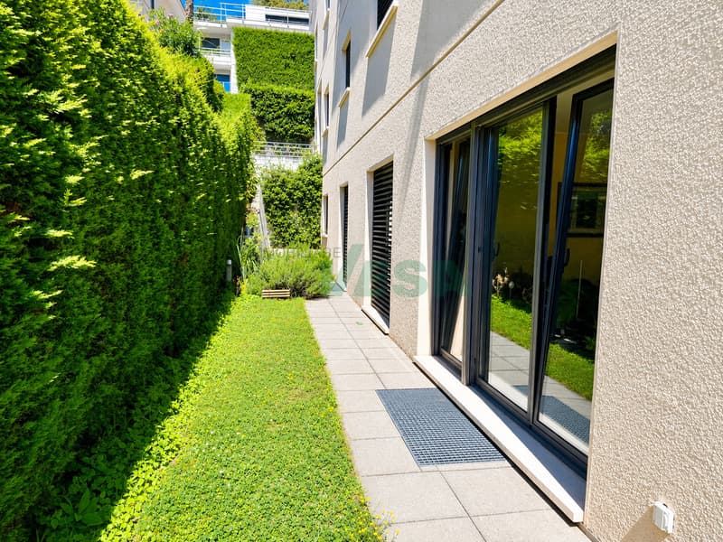 Bel appartamento 6,5 locali con giardino in tranquilla zona collinare (10)