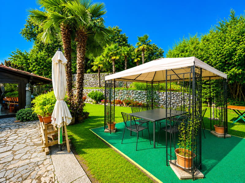 Affascinante ampia casa di nucleo con un grande e splendido giardino (11)