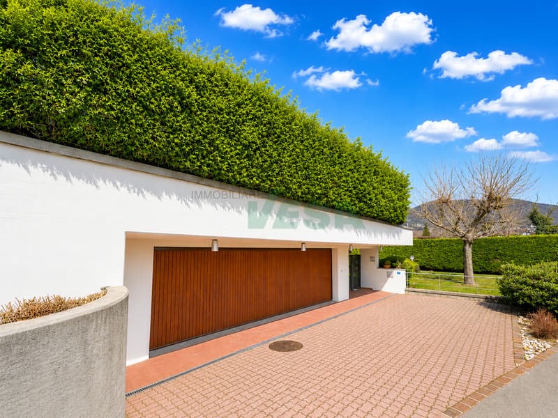 Ampia ed elegante villa signorile con molto spazio e con bella piscina (12)