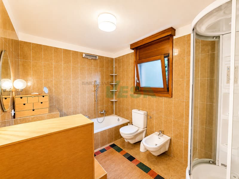 Ampia ed elegante villa signorile con molto spazio e con bella piscina (11)