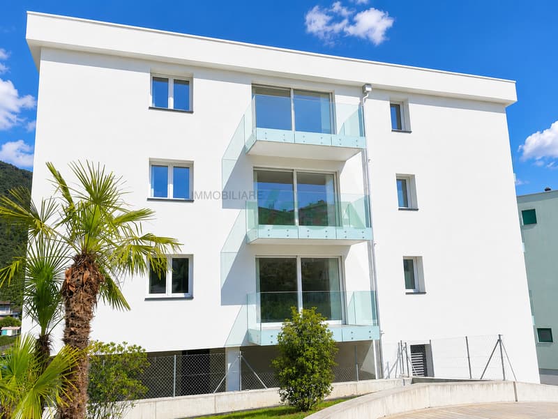 Nuova, piccola e curata palazzina in zona molto soleggiata e comoda (9)