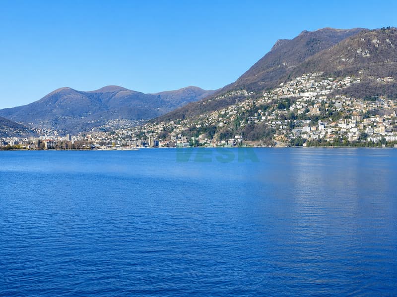 Bellissimo terreno con una spettacolare vista sulla baia di Lugano (3)