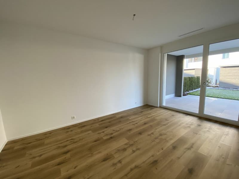 Stilvoll wohnen mit traumhaft grossem Sitzplatz (5)