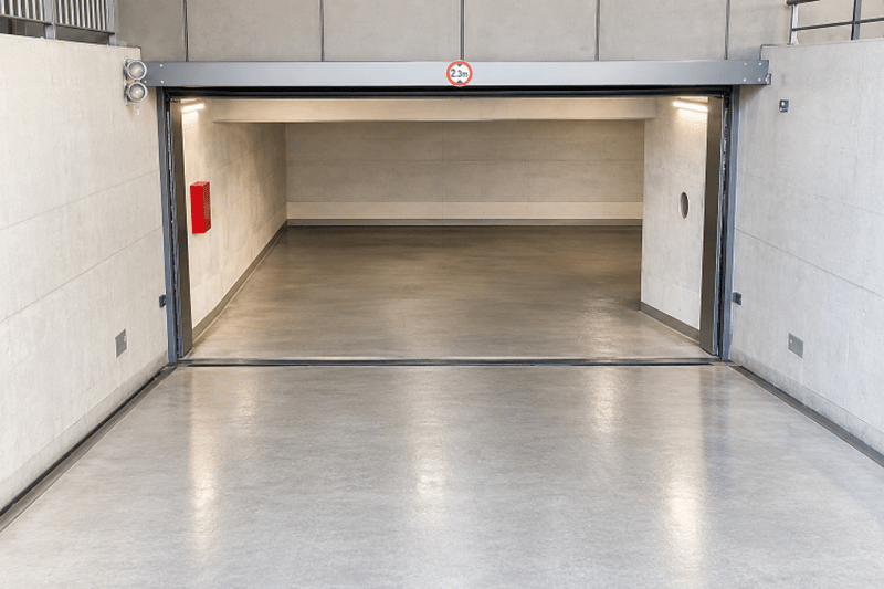 Motorradabstellplätze zu vermieten (2)