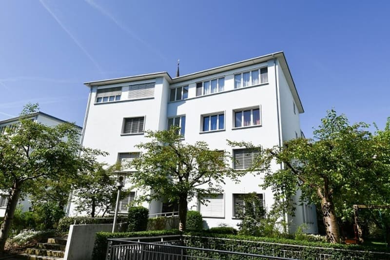 Tiefgaragenplatz zu vermieten (3)