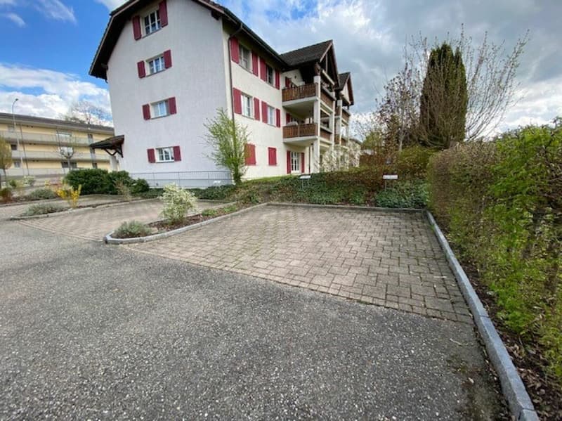 Abstellplatz zu vermieten (1)