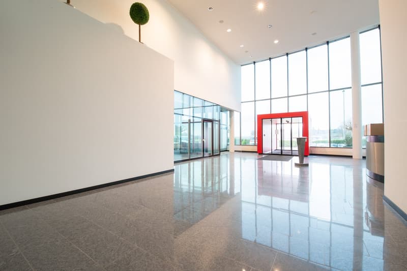Eingangsbereich "Business Center Volketswil"