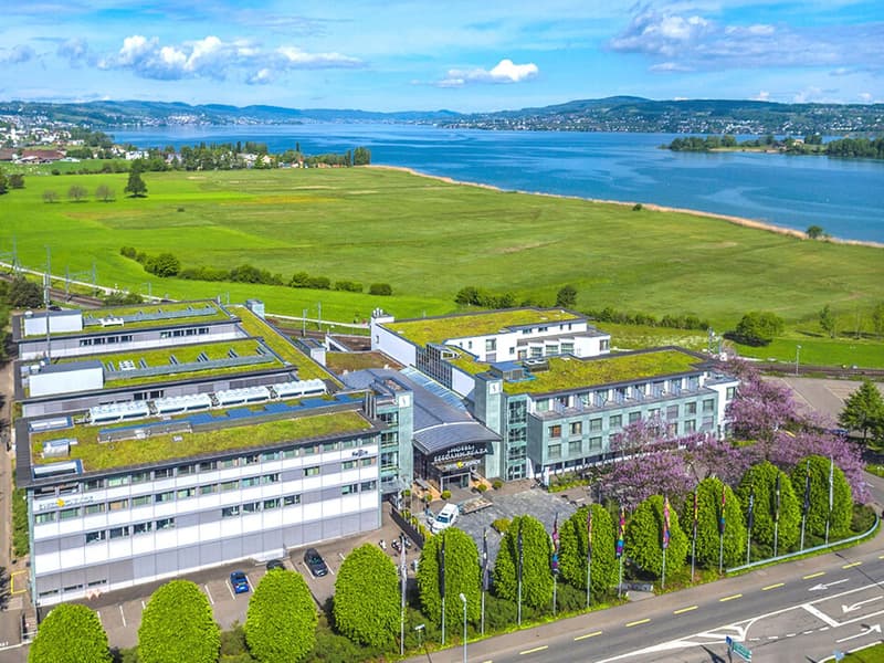 Exklusives Wohnen am Zürichsee mit Seesicht & Hotelkomfort | 2.5-4.5 Zimmer – optional vollmöbliert (8)