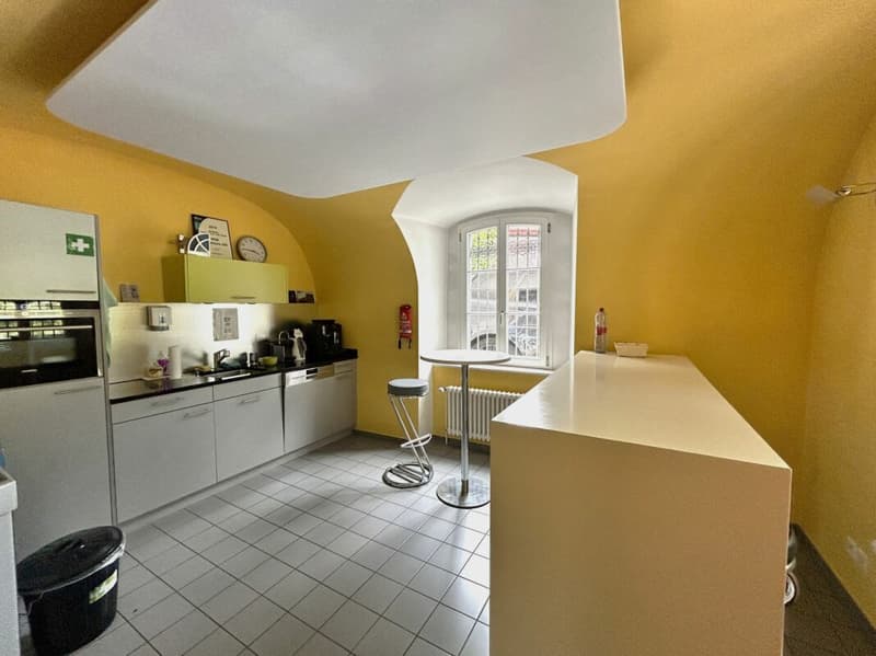 Edificio storico residenziale e commerciale nel cuore di Olten (4)