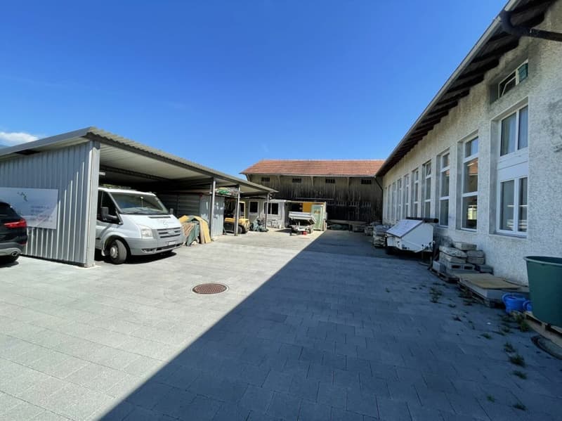 Wohn- und Gewerbeareal mit Potenzial in Leuzigen BE (Share-Deal) (5)
