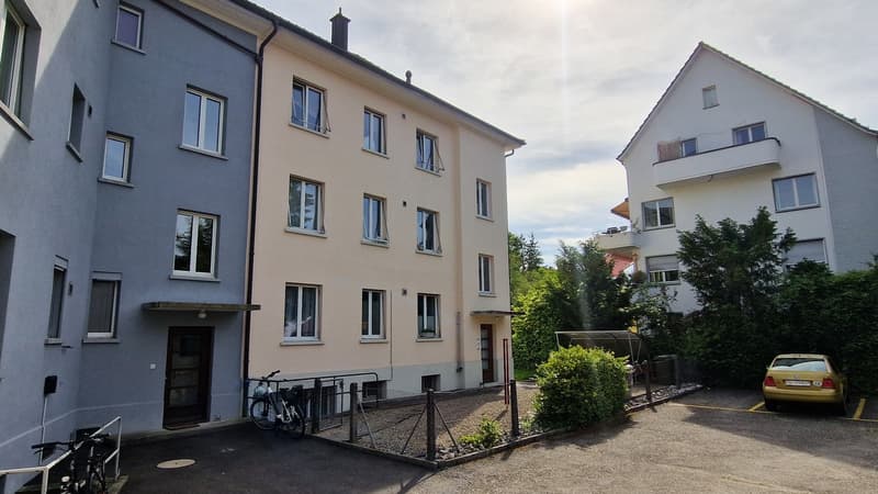 Eingang/ Vorplatz