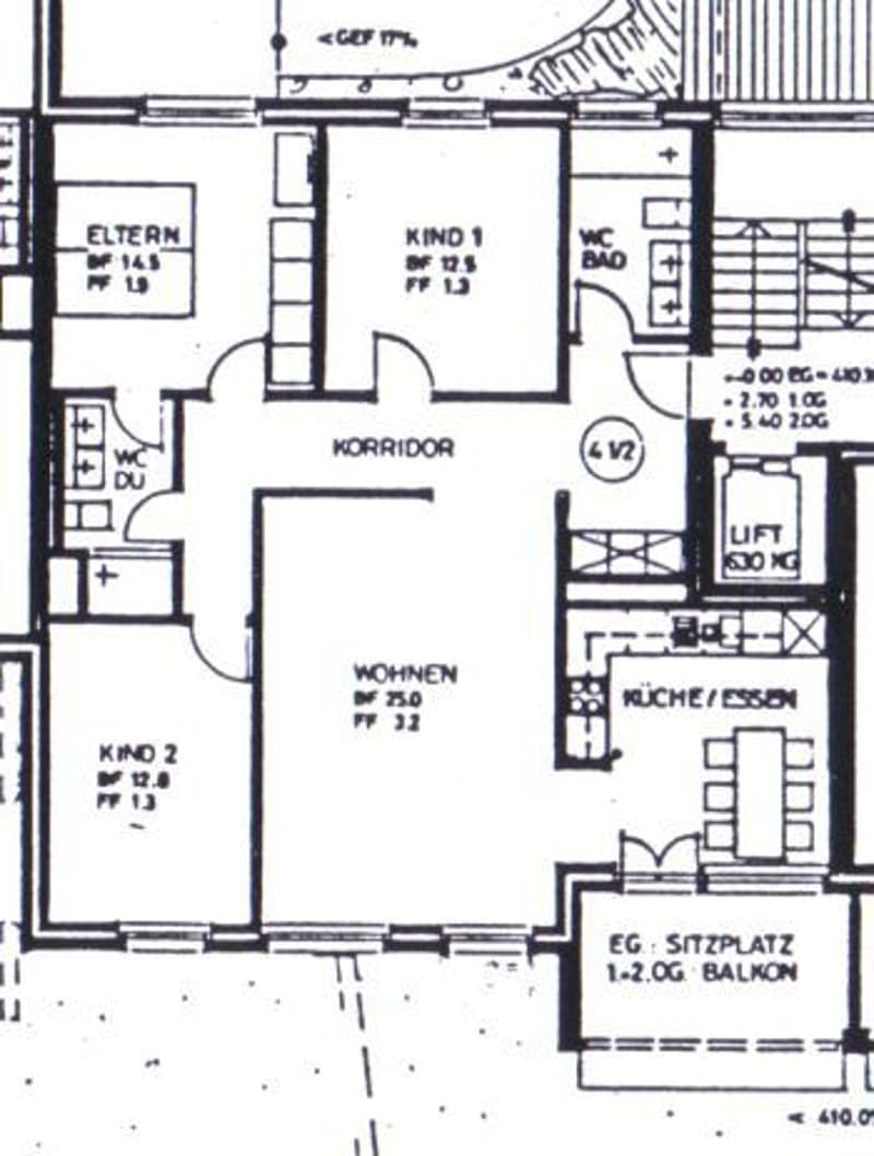 Helle 4.5-Zimmer-Wohnung mit Balkon (2)
