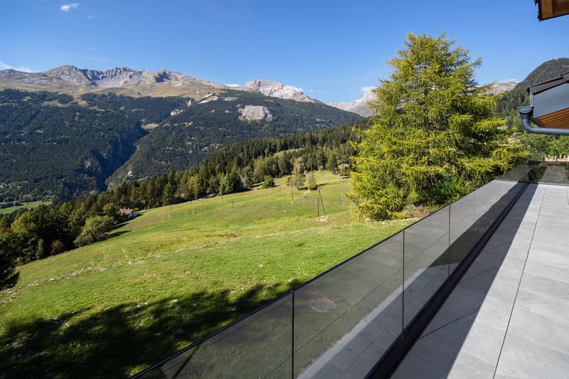 Chalet as a main residence in Crans-Montana (3)