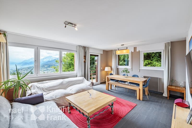 Peaceful apartment with unobstructed view (1)