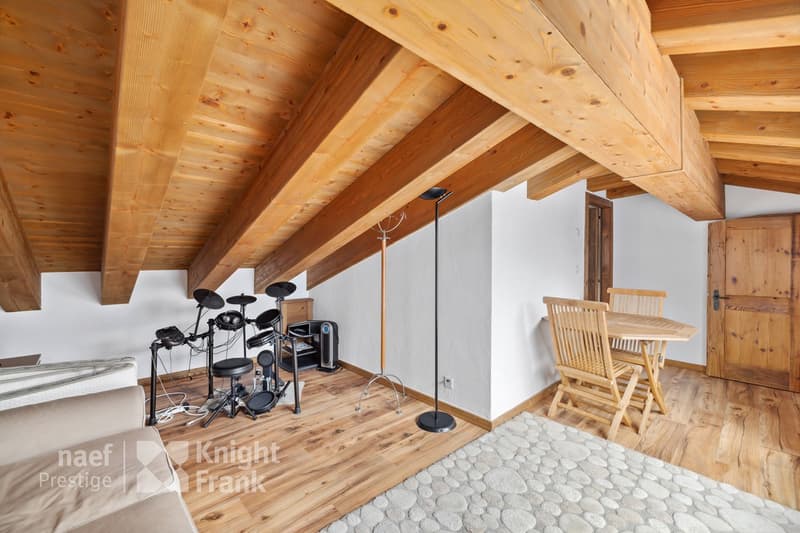 Four-and-a-half-room attic triplex (13)