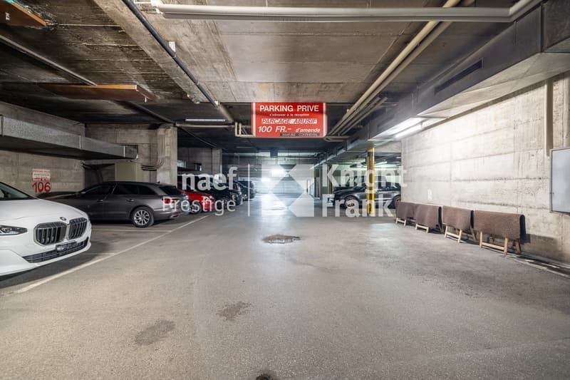 Places de parc au Garage Continental (1)
