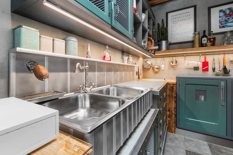 Appartement moderne 3.5 pièces avec balcon et garage à Buttikon SZ (8)