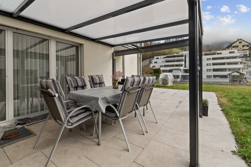 Modern 7.5-room single-family house with garden and terrace in Glarus (13)
