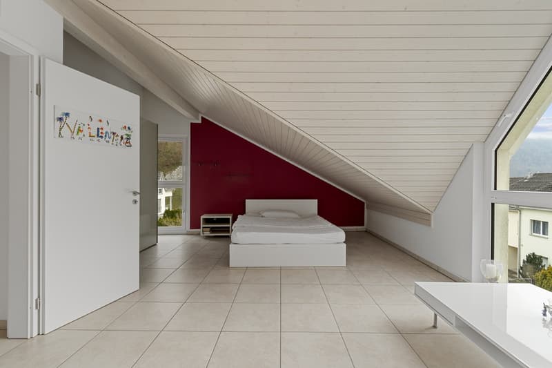 Modern 7.5-room single-family house with garden and terrace in Glarus (20)