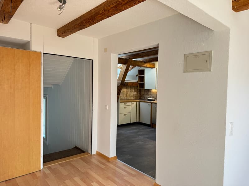 Charming 2.5-room attic apartment in Glarus (4)