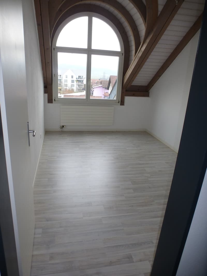 Charming 4-room attic apartment in Buttikon SZ – available for rent from October 2026 (11)