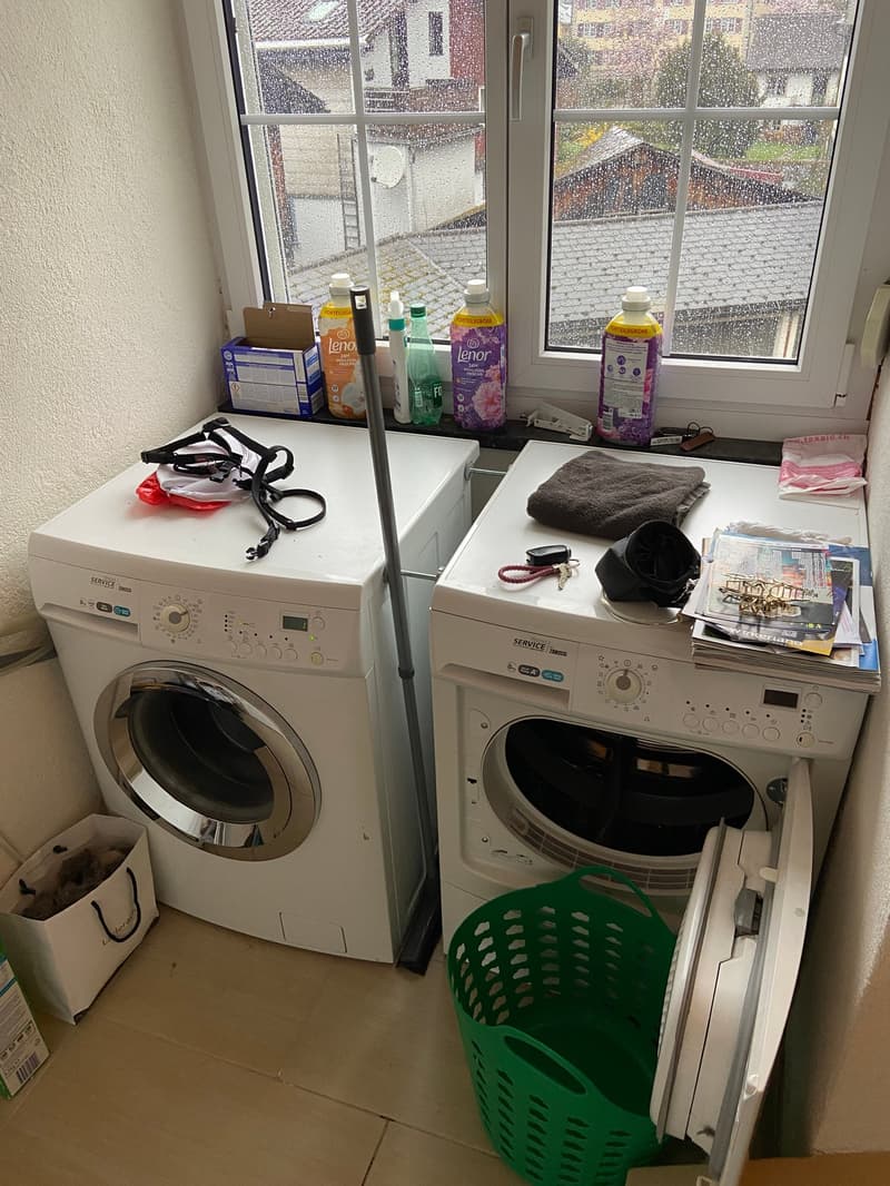 Charmante 3.5-Zimmer-Wohnung mit Balkon und Bergblick in Ennenda (9)