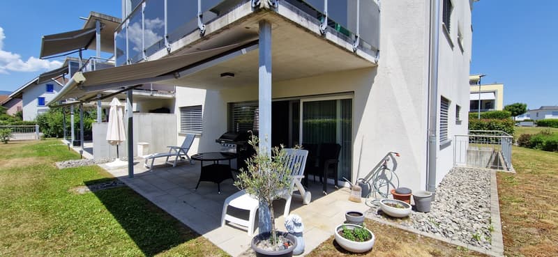 Appartement spacieux 4 1/2 pièces avec place assise dans le jardin (3)