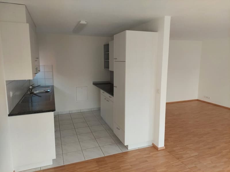 Spacious 3.5-room apartment with large balcony near the train station in Herzogenbuchsee (3)