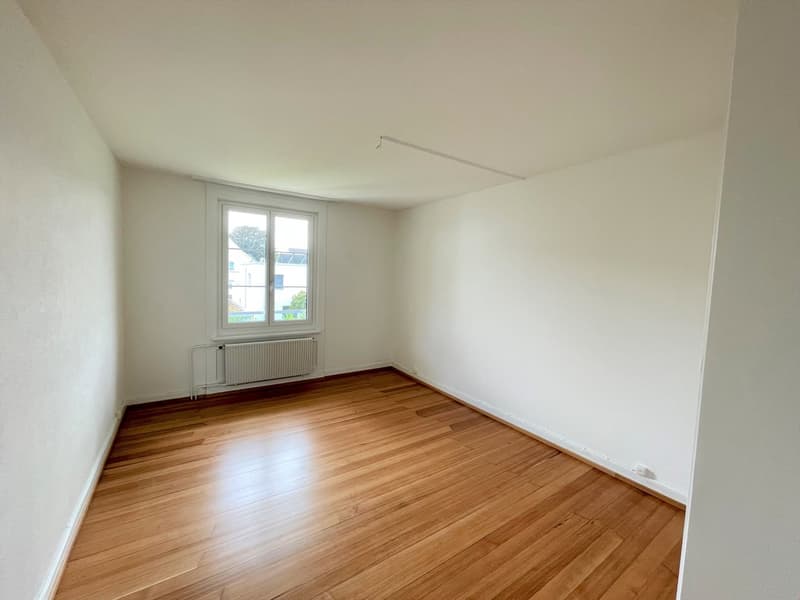 Schöne Altbauwohnung mit Charme an zentraler Lage (6)