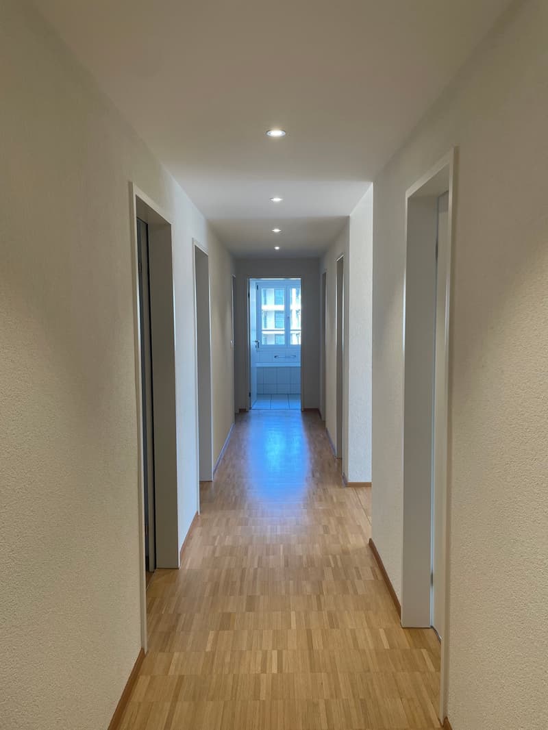 Sanierte 4.5-Zimmerwohnung in Bahnhofsnähe von Herzogenbuchsee (8)
