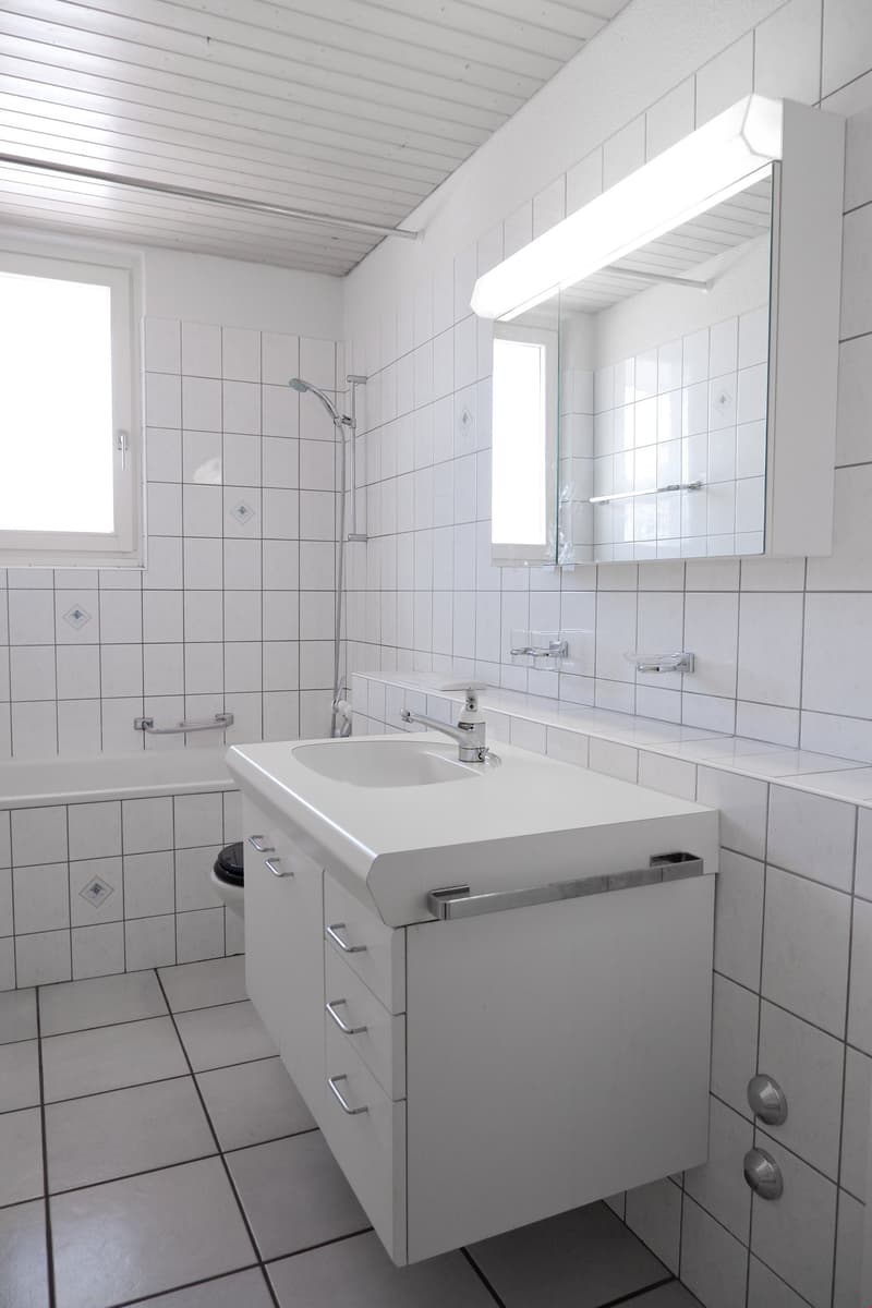 4.5-Zimmerwohnung an ruhiger, sonniger Lage mit Balkon in Gerlafingen (11)
