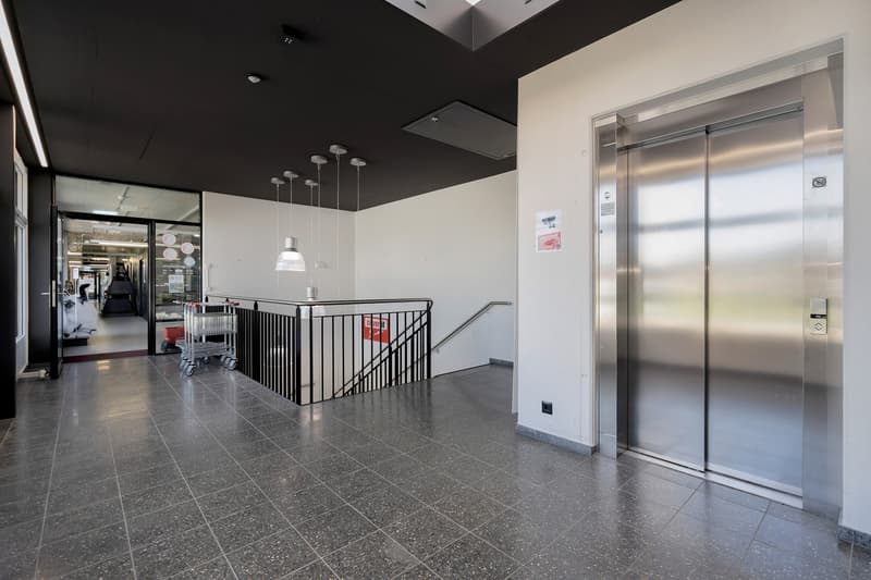 Espace de bureau attractif à Muri près de Berne (10)