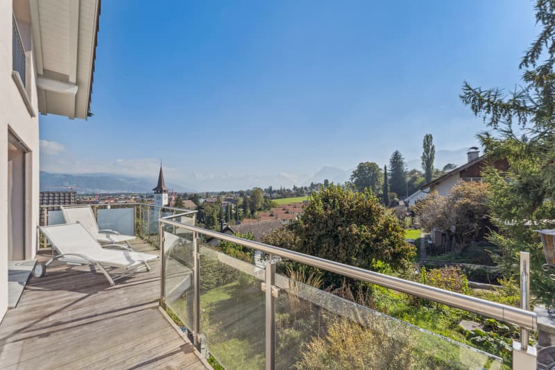 MAISON ENSOLEILLÉE AVEC VUE PANORAMIQUE - VIVRE À UETENDORF (12)