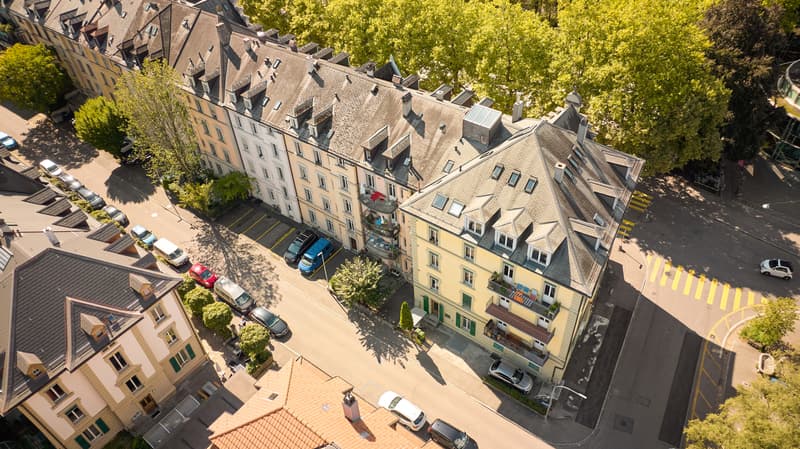 Espace commercial attractif dans un excellent emplacement (3)