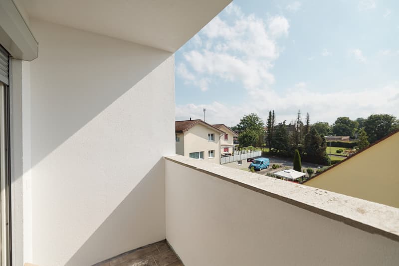 APPARTAMENTO MANSARDATO LUMINOSO E MODERNO DI 2,5 LOCALI (7)