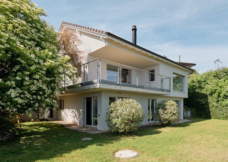 Habiter dans un emplacement privilégié avec vue à Ligerz (12)