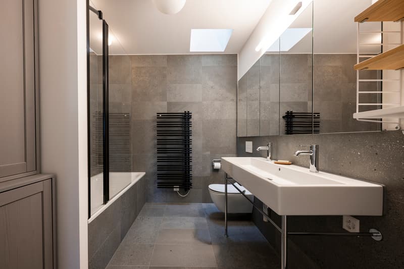Stylish maisonette apartment with historic charm (12)